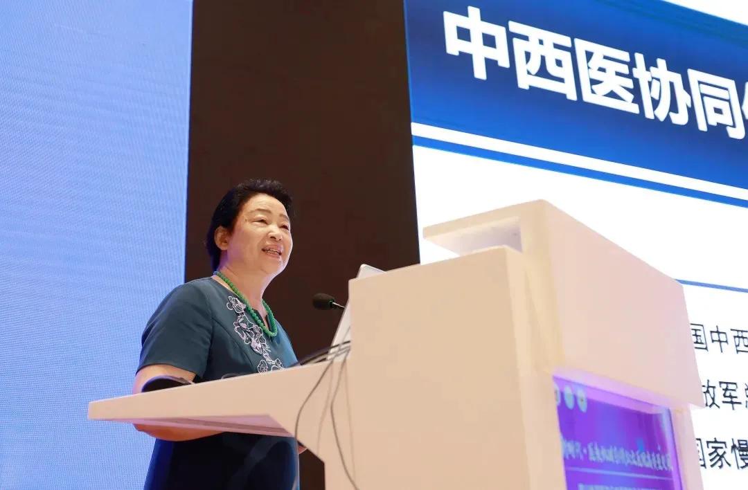 陈香美院士出席米兰milan官方网站附属医院医联体联盟2021年会/四川省医院协会中医医院分会第三次学术会议