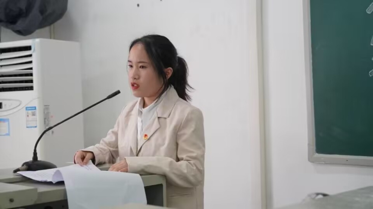 李晓茹